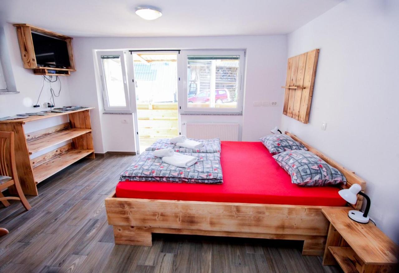 Apartmaji Pri Kozmavo - Little House Bohinj Exteriér fotografie