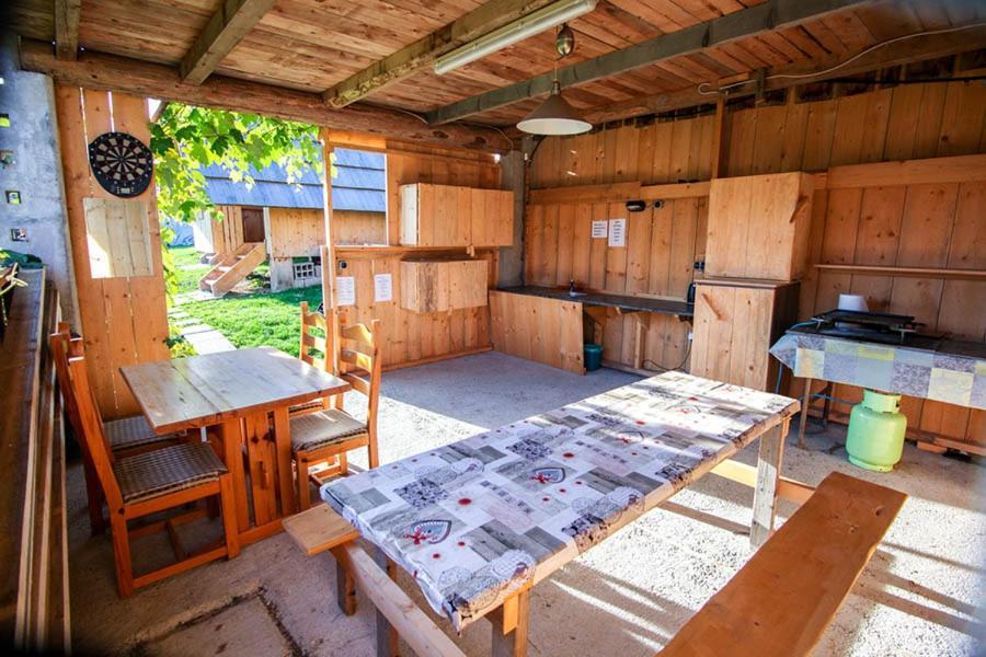 Apartmaji Pri Kozmavo - Little House Bohinj Exteriér fotografie