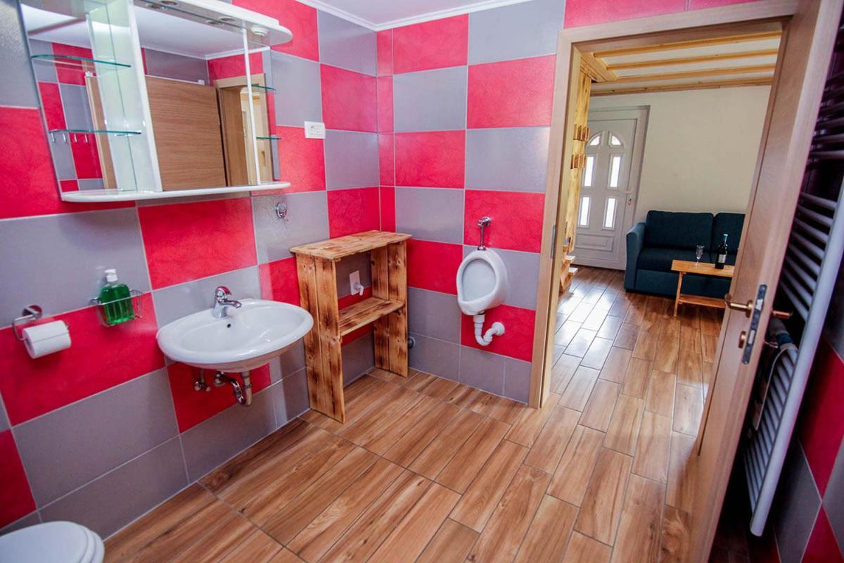 Apartmaji Pri Kozmavo - Little House Bohinj Exteriér fotografie